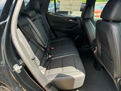 New 2026 Chevrolet Equinox LT FWD image 8