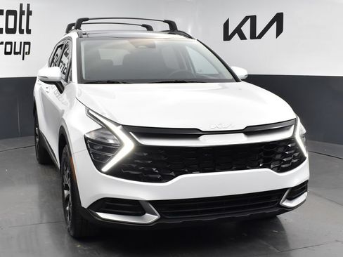 Used 2025 Kia Sportage EX w/ Premium Package AWD/4WD image 8