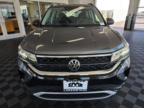 Used 2022 Volkswagen Taos S AWD/4WD image 8