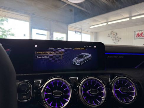 Used 2022 Mercedes-Benz CLA 35 AMG 4MATIC image 29