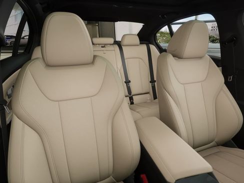 New 2026 BMW 330i Sedan image 37