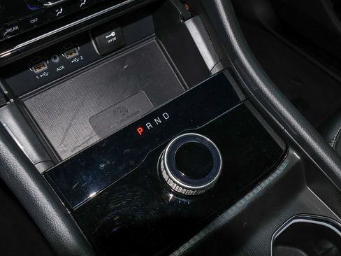 Used 2024 Jeep Grand Cherokee Altitude AWD/4WD image 28