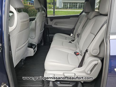 Used 2022 Honda Odyssey Touring image 4