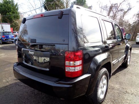 Used 2010 Jeep Liberty Sport w/ Popular Equipment Group image 5