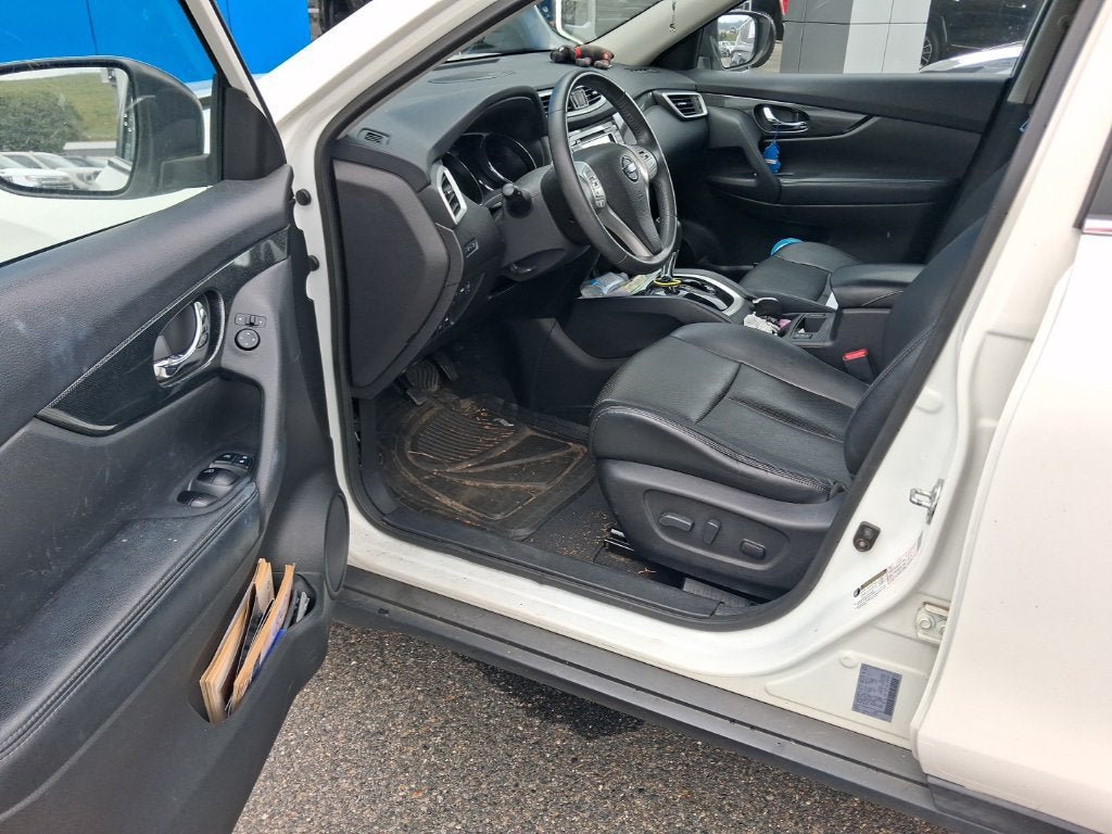 Used 2014 Nissan Rogue SL AWD/4WD image 6