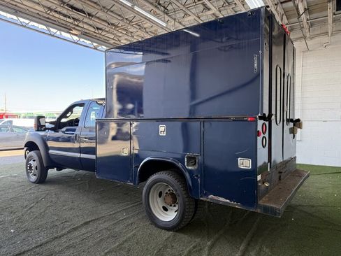 Used 2011 Ford F550 4x4 SuperCab Super Duty w/ PWR Equipment Group image 8