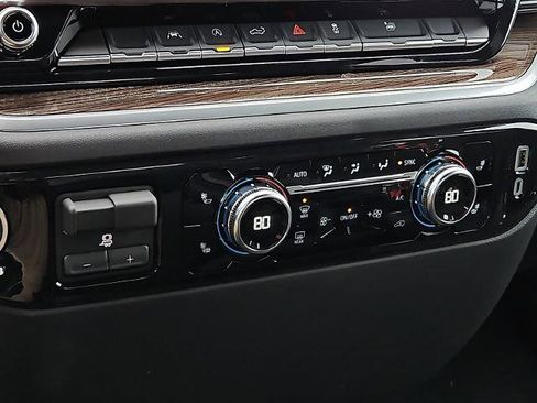 New 2026 GMC Sierra 1500 Elevation image 13