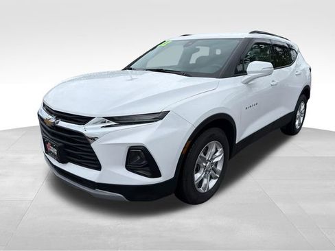 Used 2022 Chevrolet Blazer LT w/ Sound & Technology Package AWD/4WD image 3