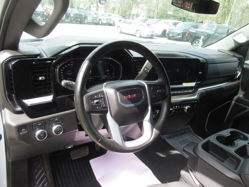 Used 2024 GMC Sierra 1500 Elevation image 22