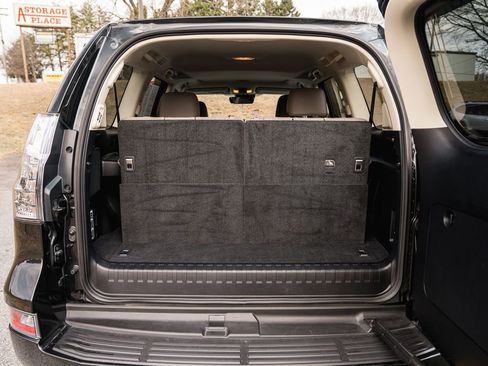 Used 2023 Lexus GX 460 Premium image 7