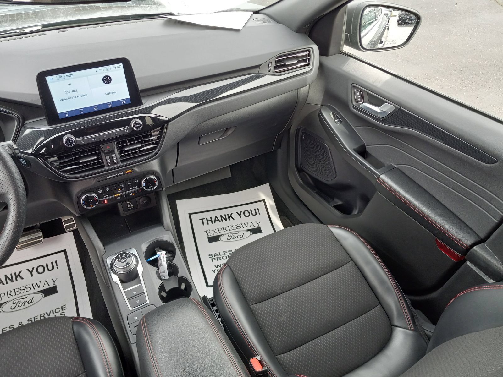 Used 2024 Ford Escape ST-Line w/ Cold Weather Package FWD image 18