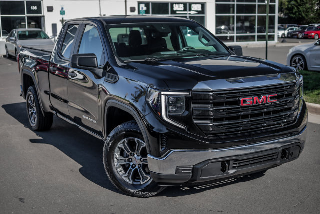 Used 2023 GMC Sierra 1500 Pro w/ Pro Value Package AWD/4WD image 7