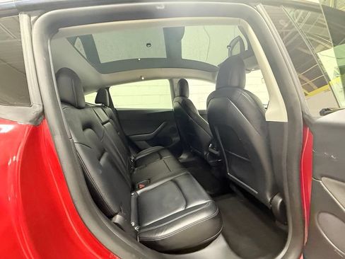 Used 2022 Tesla Model Y Performance AWD/4WD image 37