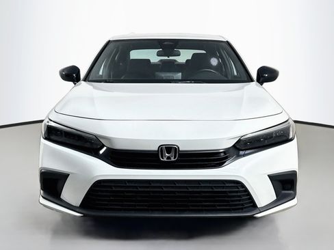 Used 2023 Honda Civic Sport image 2