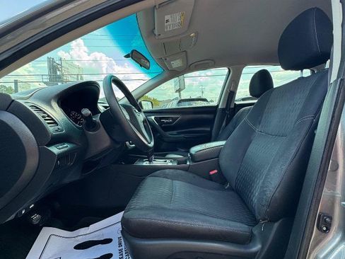 Used 2017 Nissan Altima 2.5 S w/ Power Driver Seat Package FWD image 11