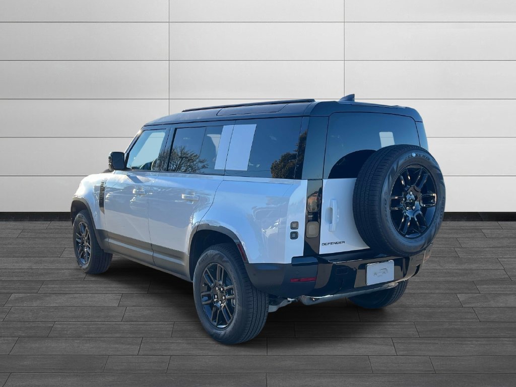 New 2026 Land Rover Defender 110 S AWD/4WD image 3