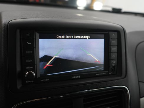 Used 2019 Dodge Grand Caravan GT FWD image 24