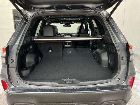 Certified 2025 Subaru Forester Limited image 29