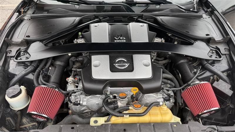 Used 2014 Nissan 370Z Coupe w/ Sport Package RWD image 12