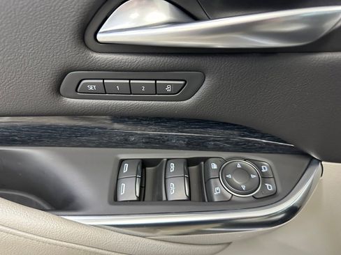 Used 2023 Cadillac XT4 Premium Luxury w/ Cold Weather Package image 8