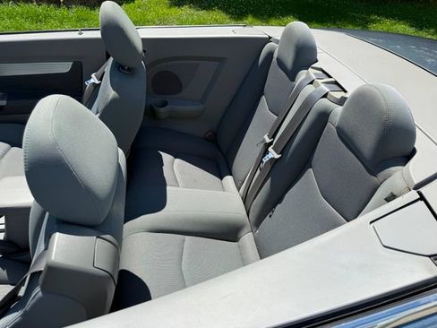 Used 2008 Chrysler Sebring Touring FWD image 6