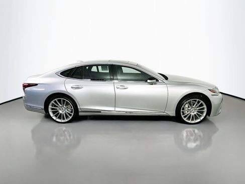 Used 2018 Lexus LS 500 w/ Interior Upgrade Package RWD image 8
