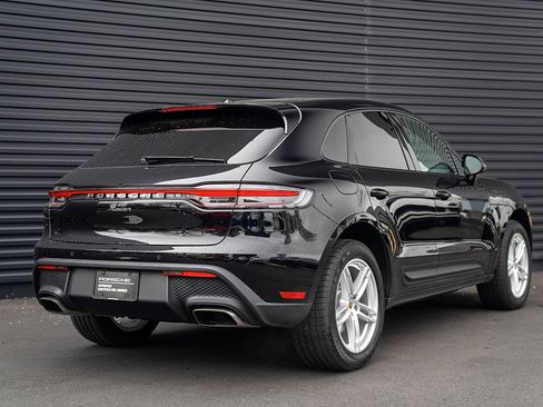 Certified 2026 Porsche Macan AWD/4WD image 28