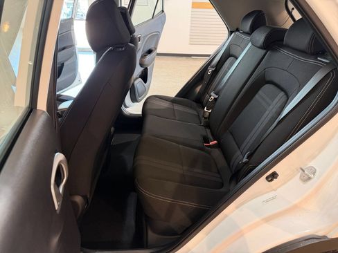 Used 2026 Hyundai Venue SEL FWD image 38