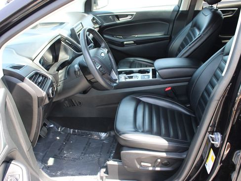 Used 2024 Ford Edge SEL AWD/4WD image 11