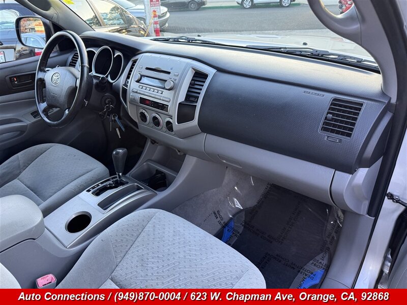 Used 2007 Toyota Tacoma PreRunner RWD image 10