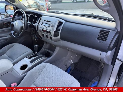 Used 2007 Toyota Tacoma PreRunner RWD image 10