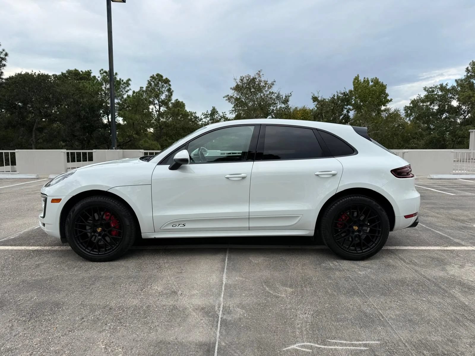 Used 2018 Porsche Macan GTS AWD/4WD image 4