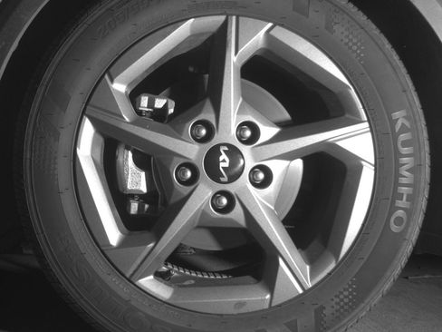 Used 2025 Kia K4 LXS image 11