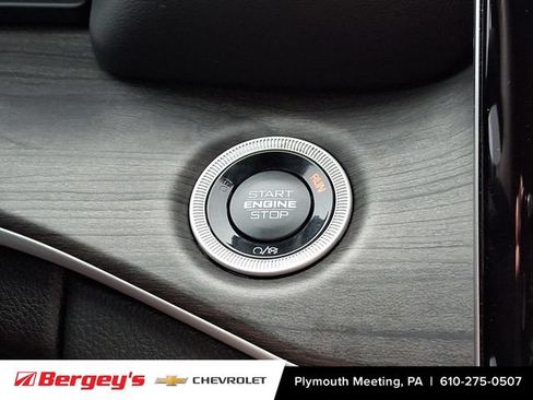 Used 2024 Jeep Grand Cherokee Limited AWD/4WD image 27