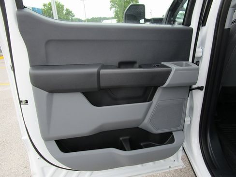 New 2025 Ford F250 XL w/ FX4 Off-Road Package image 12