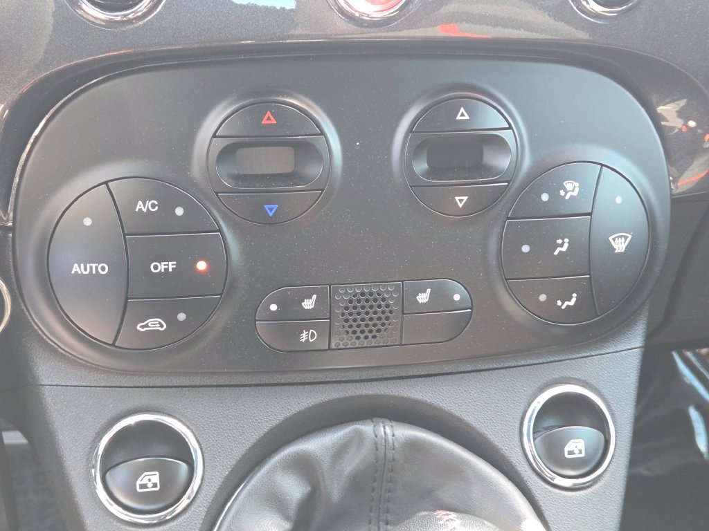 Used 2014 FIAT 500 Abarth w/ Comfort/Convenience Group FWD image 11