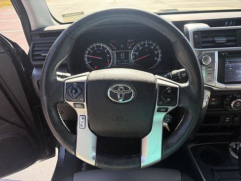 Used 2018 Toyota 4Runner SR5 Premium AWD/4WD image 13
