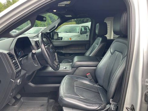 Used 2018 Ford Expedition Max Limited w/ Equipment Group 302A AWD/4WD image 14