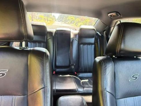 Used 2020 Chrysler 300 S RWD image 11