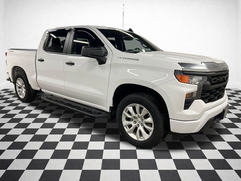 Certified 2023 Chevrolet Silverado 1500 Custom image 1