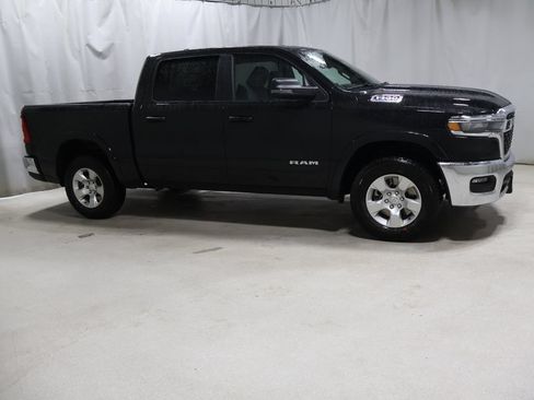 New 2026 RAM 1500 4x4 Crew Cab image 6