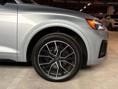 Certified 2023 Audi SQ5 Premium Plus w/ Premium Plus Package AWD/4WD image 11