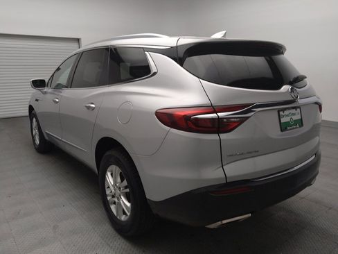 Used 2020 Buick Enclave Essence FWD image 5