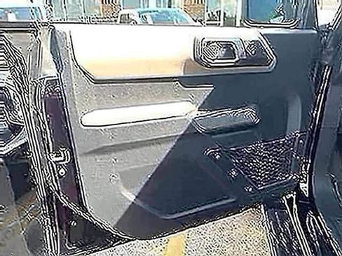 Used 2023 Ford Bronco Wildtrak AWD/4WD image 19