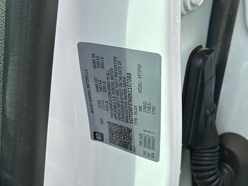 Used 2022 GMC Canyon AT4 w/ Driver Alert Package AWD/4WD image 27
