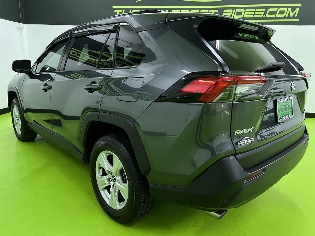 Used 2020 Toyota RAV4 XLE FWD image 7