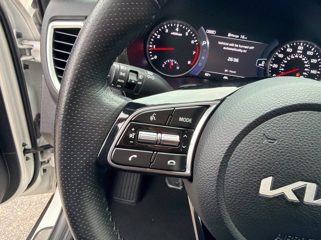 Certified 2023 Kia Seltos SX AWD/4WD image 17