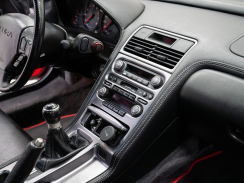 Used 2005 Acura NSX T image 13