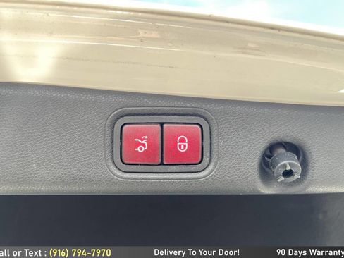 Used 2019 Mercedes-Benz E 300 image 12