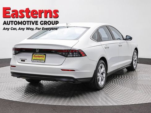 Used 2023 Honda Accord LX image 5